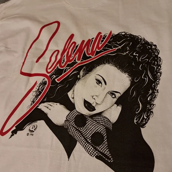Vintage Selena Boutique Tshirt